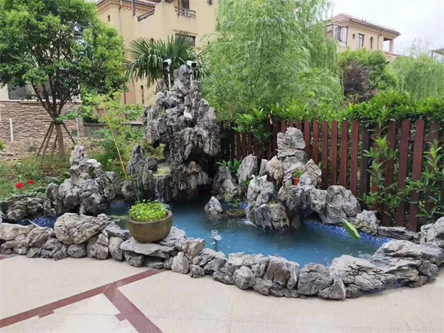 神农架庭院假山鱼池制作方法